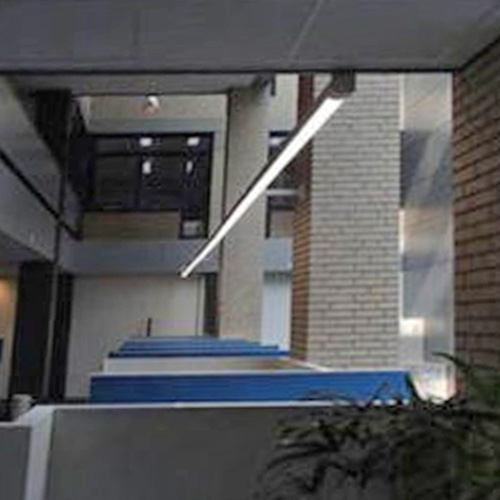 Vandaalbestendige verlichting van RXLight bij UWV-kantoor in Leiden